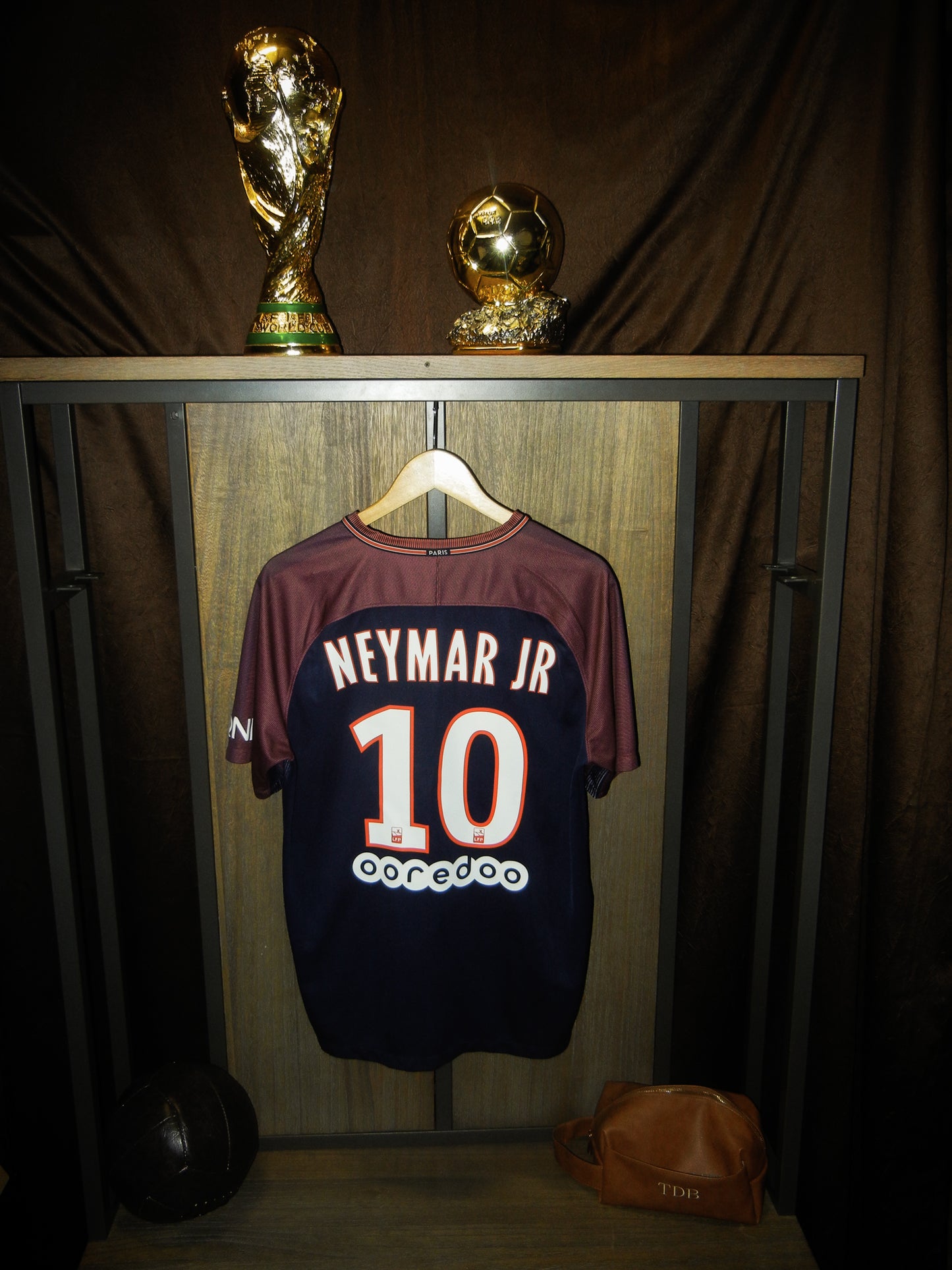 Paris Saint-Germain 2017/18 Home Jersey – Neymar Jr  #10 – Size L – Navy Nike Shirt (MPN: 847269-430)
