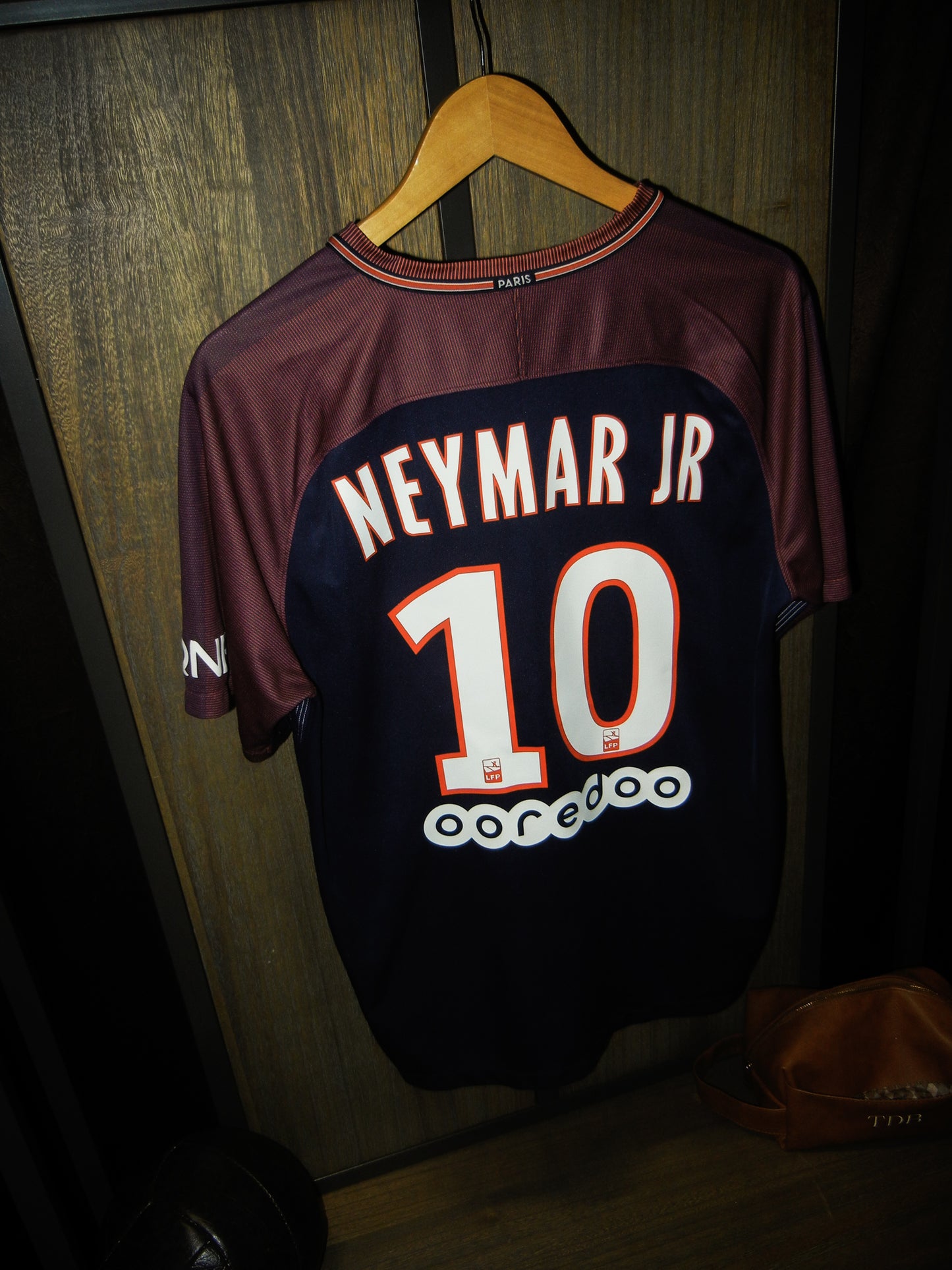 Paris Saint-Germain 2017/18 Home Jersey – Neymar Jr  #10 – Size L – Navy Nike Shirt (MPN: 847269-430)