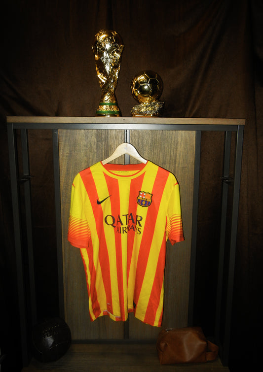 Barcelona 2013/2014 Away Jersey – Lionel Messi #10 – Size Large – Yellow Nike Shirt (MPN: 532823-703)