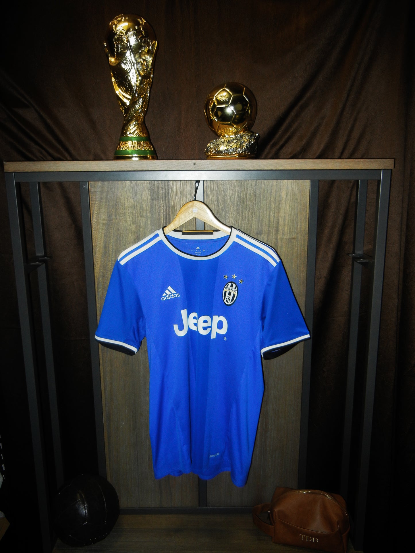 Juventus 2016/2017 Away Jersey – Gonzalo Higuaín #9 – Large – Blue Adidas Shirt (MPN: AI6226)