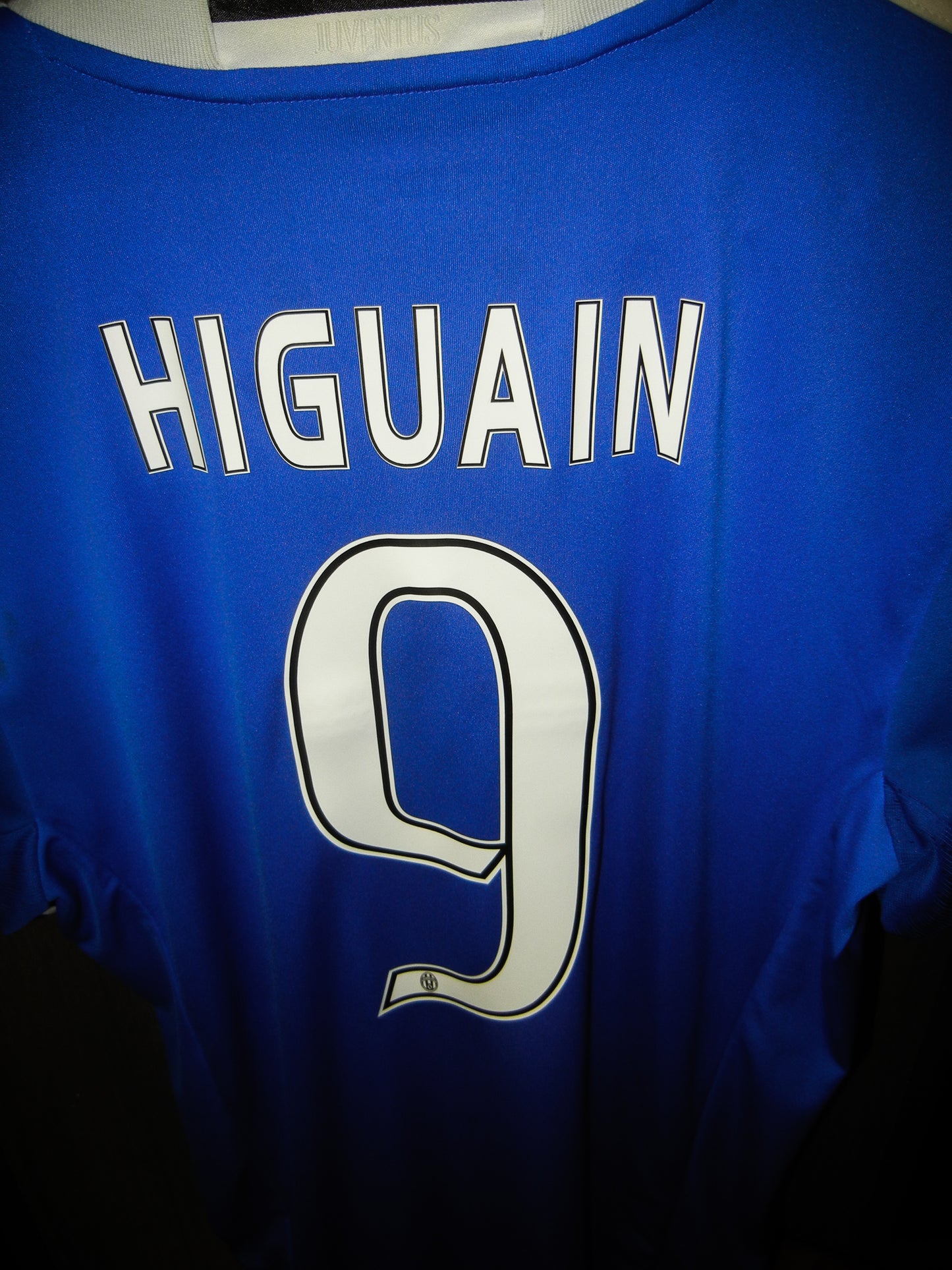 Juventus 2016/2017 Away Jersey – Gonzalo Higuaín #9 – Large – Blue Adidas Shirt (MPN: AI6226)