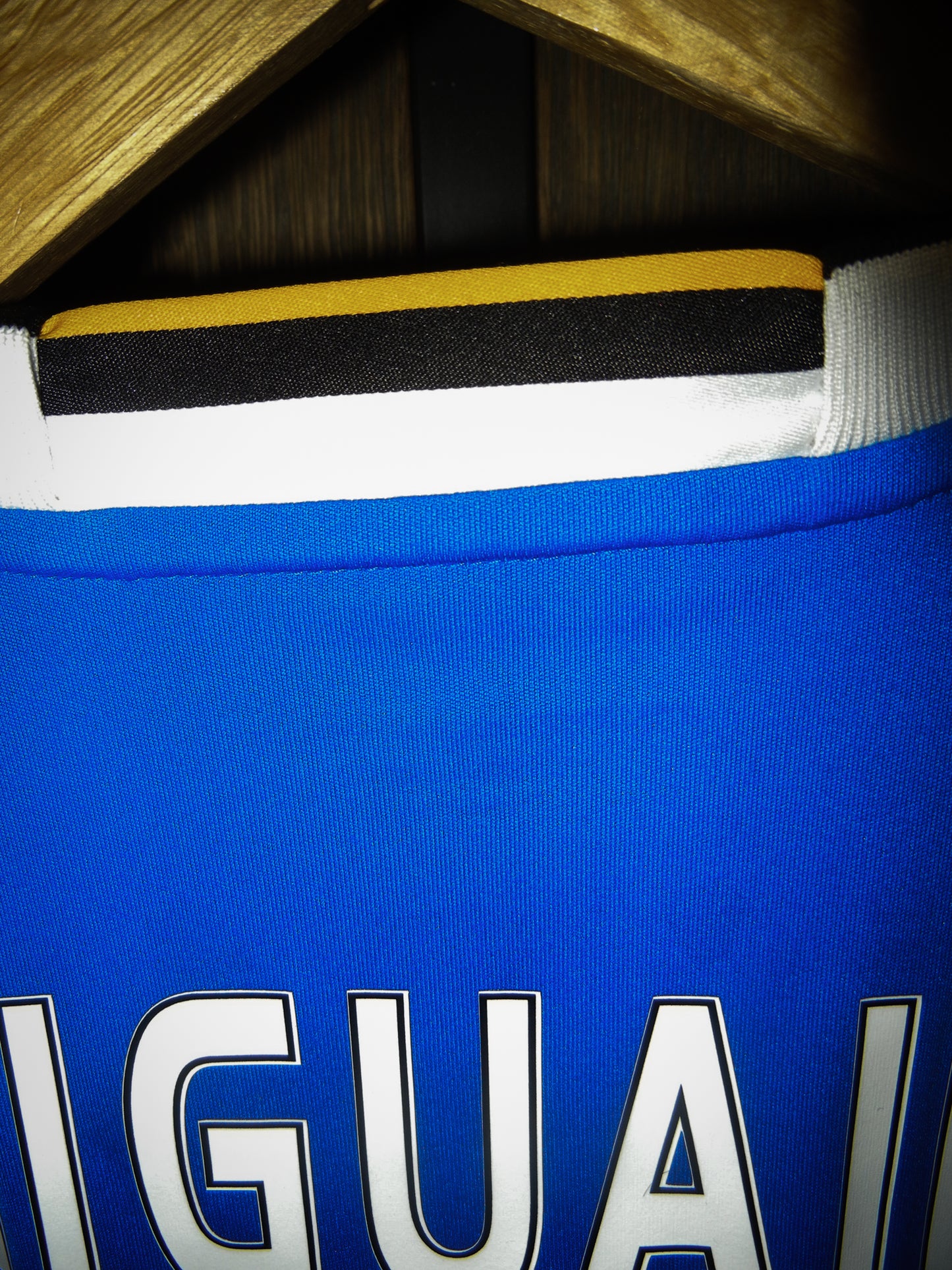 Juventus 2016/2017 Away Jersey – Gonzalo Higuaín #9 – Large – Blue Adidas Shirt (MPN: AI6226)