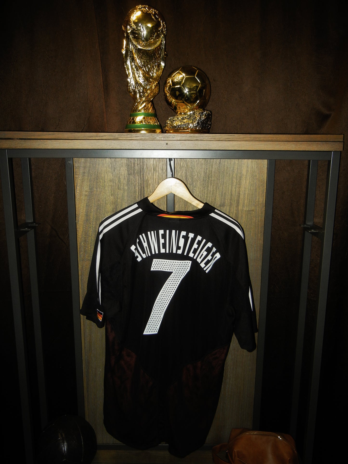 Germany 2004/2006 Away Jersey – Schweinsteiger #7 – XL – Black Adidas Shirt (MPN: 643955)